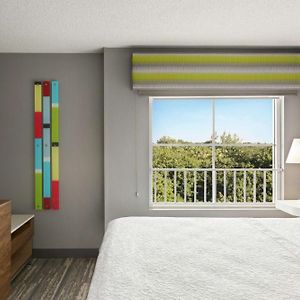 One-Bedroom King Suite